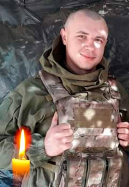 Украинский военный героически взорвал Генический мост и погиб, - ФОТО