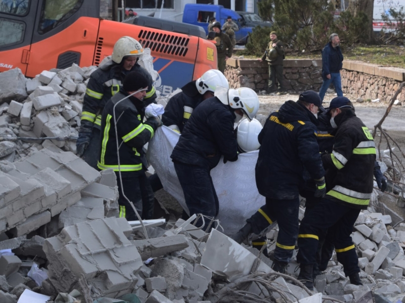 Число жертв ракетного удара по Николаевской ОВА возросло до 12 