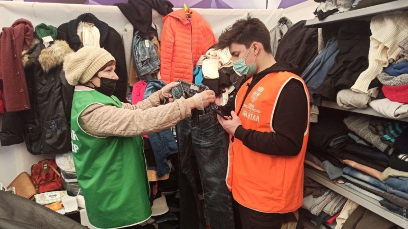 Как принимают украинских беженцев в Молдове: горы гуманитарки, ночлег в опорном госпитале по ковиду и терпение волонтеров