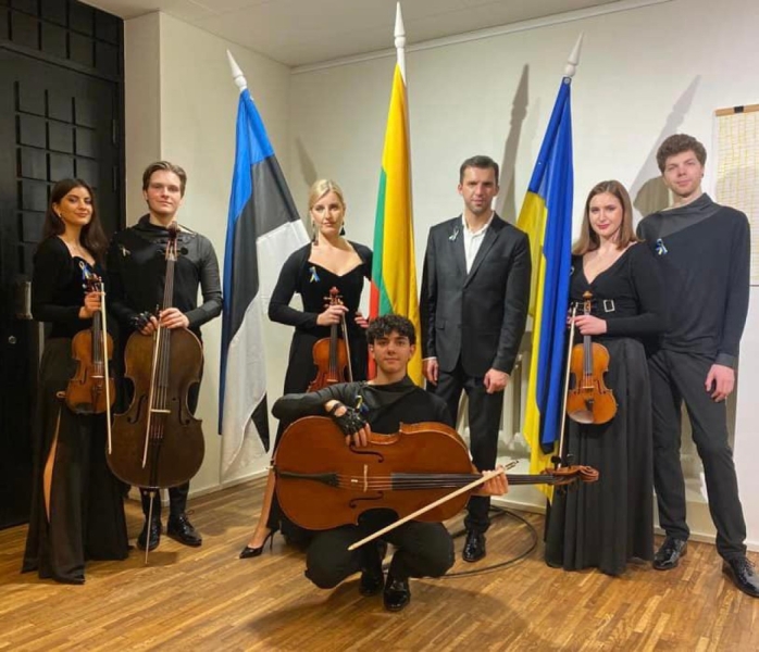 Литовские музыканты, участвовавшие в фестивале Odessa Classics, начинают каждый концерт гимном Украины  