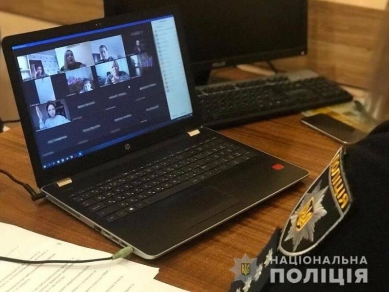 На Одещині правоохоронці розповідають дітям правила поведінки під час воєнного стану, - ФОТО 