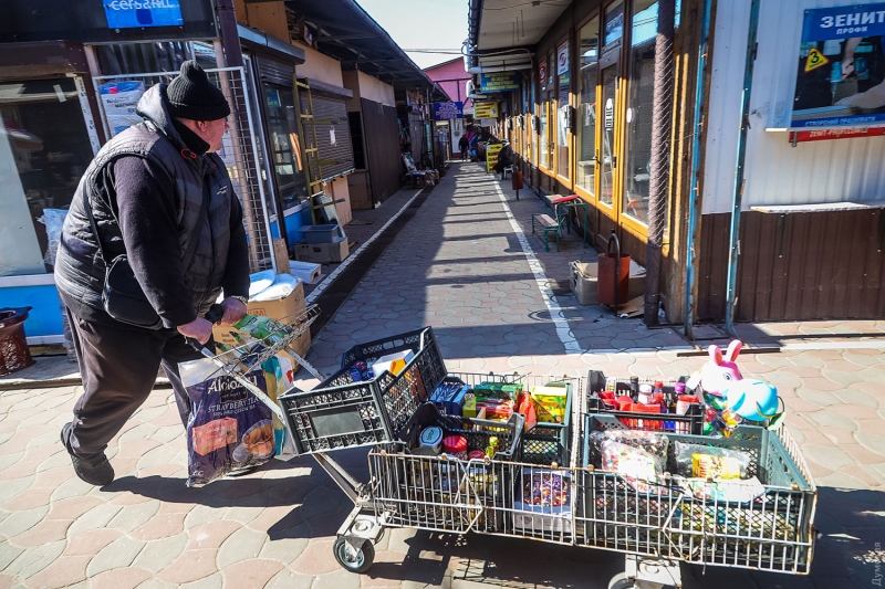 Первый день работы Староконки: щенки и кролики от стресса, спрос на пленку для окон, газовые горелки и самогонные аппараты  