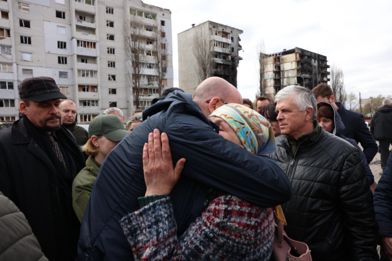 «История не забудет военных преступлений»: глава Европейского совета приехал в Украину и побывал в Бородянке  