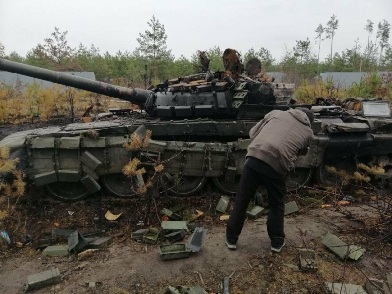 "Я собі зламаю руку чи ногу, але більше не поїду проти України воювати", -  пообіцяв російський військовий у селі під Києвом,- ФОТО, ВІДЕО