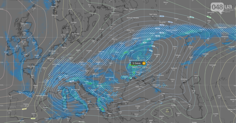 Шторм, гроза та злива: погода в Одесі сьогодні
