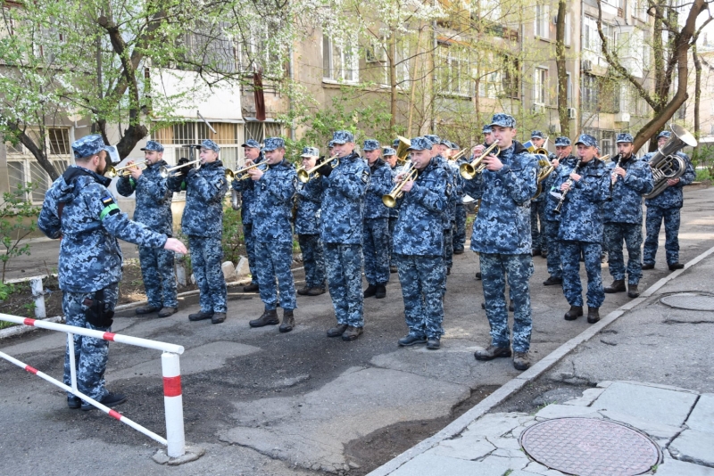 В Одессе с почестями провели в последний путь двух защитников Украины  