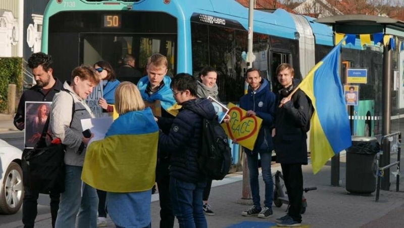 Дипломати та русофіли погрожують мітингувальникам у Швеції