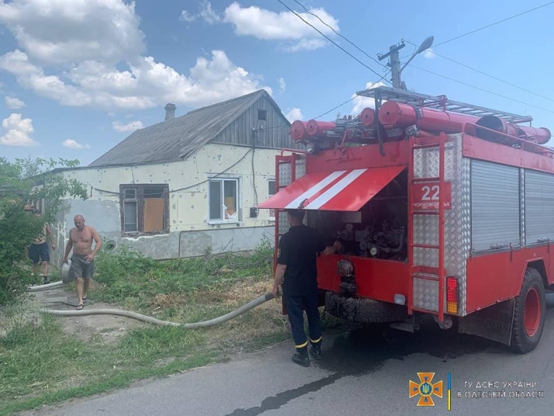 Коротке замкнення: на Одещині спалахнув приватний будинок, - ФОТО