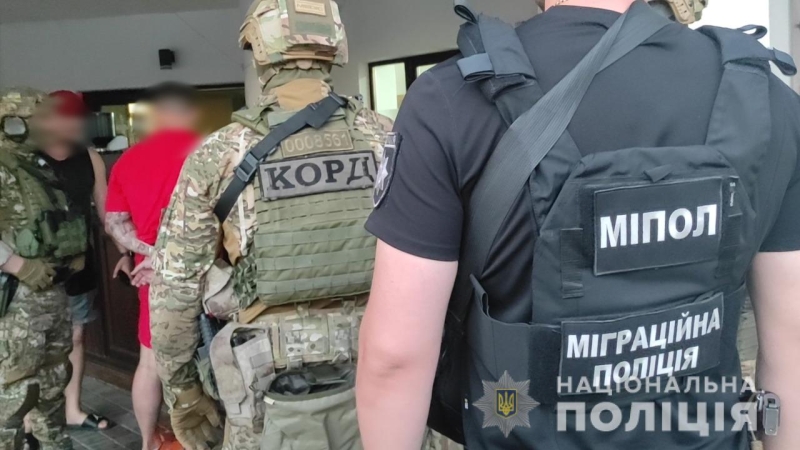 На Одещині викрили організаторів каналу незаконного переправлення чоловіків призовного віку за кордон, - ФОТО