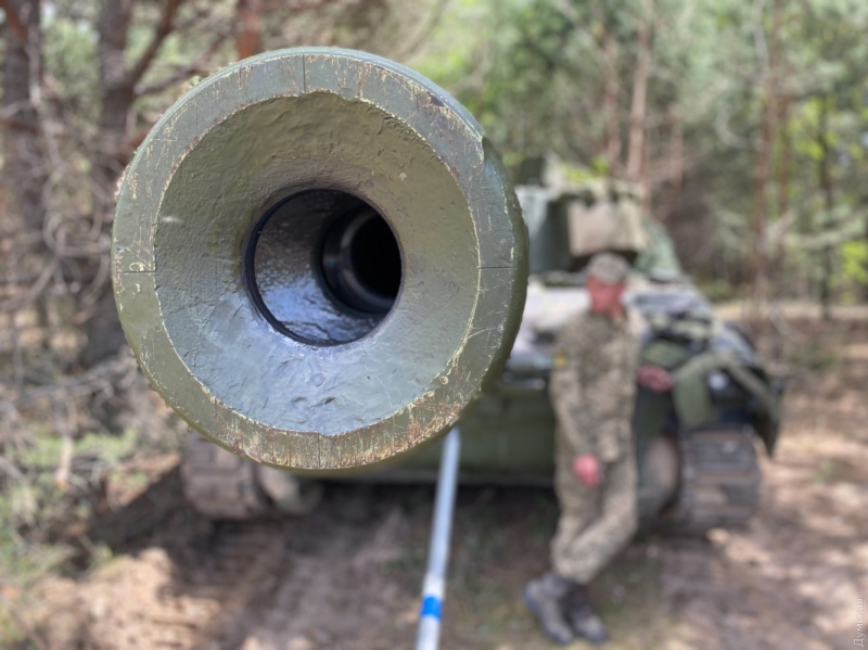 Украинские артиллеристы уже используют на передовой американские самоходные гаубицы  