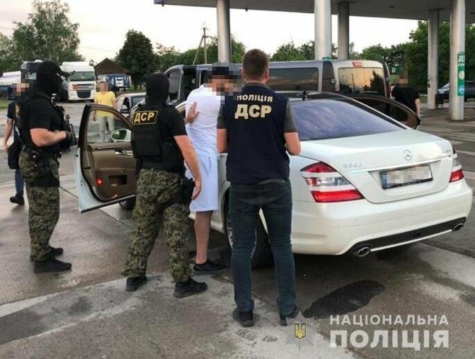 В Одесі затримали організаторів «схеми» незаконного переправлення чоловіків призовного віку через кордон, - ФОТО