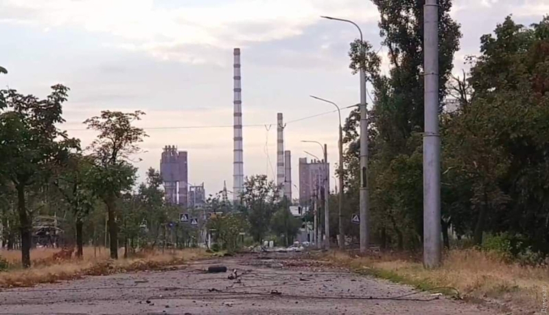 Защитники Северодонецка получили приказ отходить на новые позиции в городе, — Гайдай