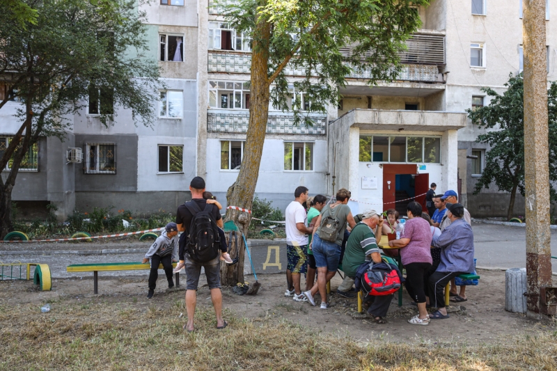 Ракетный обстрел Одесской области: первая ракета попала в базу отдыха – под завалами еще остаются люди  