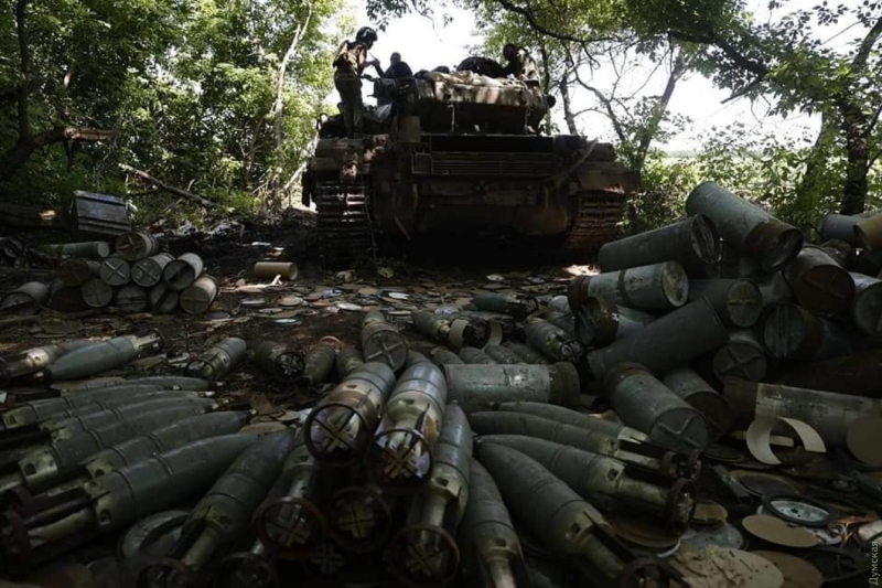 Украинские военные отбросили врага от Углегорской ТЭС и соседнего села Доломитное, — Генштаб