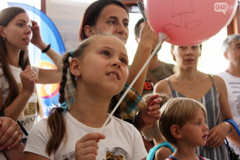 В Одесі для маріупольців організували свято, - ФОТО, ВІДЕО 