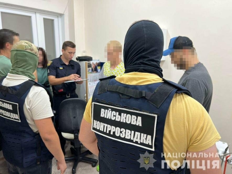 В Одесі військовослужбовець з Кривого Рогу за хабар просив лікаря визнати його непридатним до служби