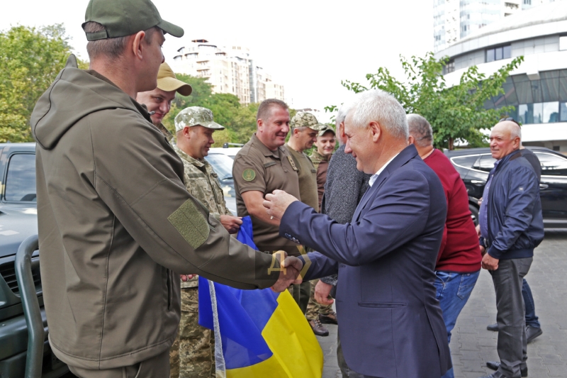 Морские пехотинцы, действующие на херсонском направлении, получили внедорожники  