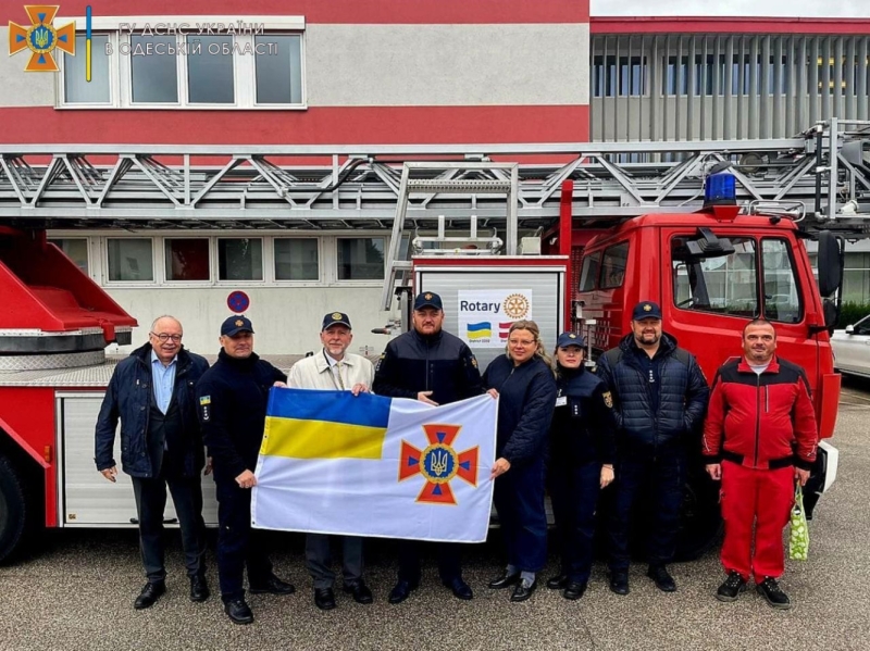 Одесские спасатели получили 30-метровую автолестницу