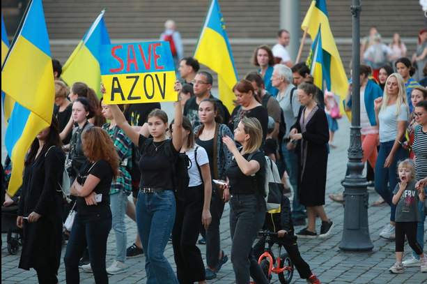 У Дрездені люди вийшли на масштабну акцію в підтримку України: українці активно подякували, - ФОТО 