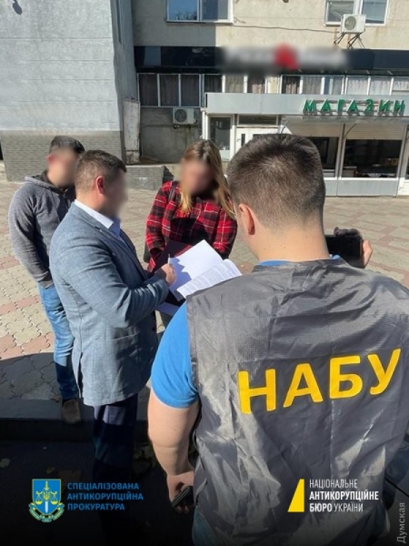 В Одессе адвоката задержали при попытке уговорить клиента дать взятку судье  