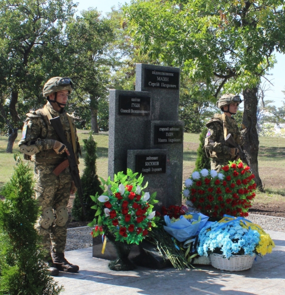 В зенитной ракетной одесской бригаде открыли мемориал павшим побратимам  