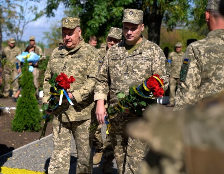 В зенитной ракетной одесской бригаде открыли мемориал павшим побратимам  