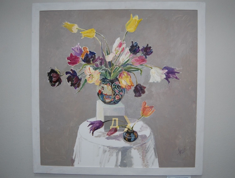 Ню и чайки. Одесситы отмечают День художника