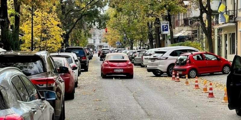 Ремонт теплотраси завершено: в Одесі відкрили проїзд Олександрівським проспектом