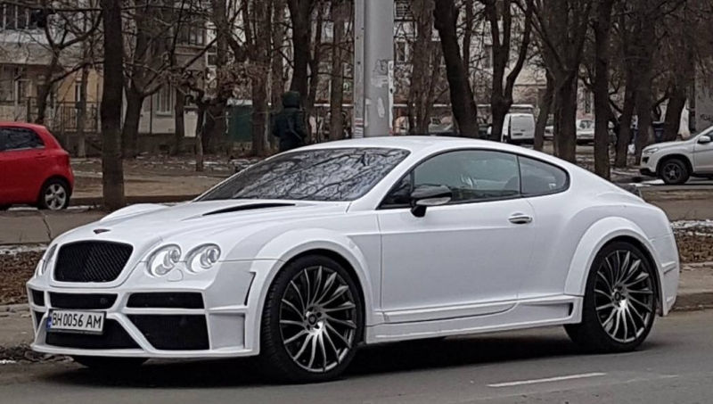 В Одесі помітили унікальний автомобіль Bentley Continental GT, - ФОТО