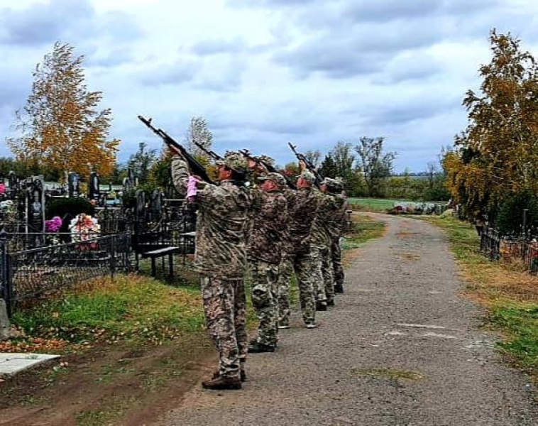 В Одесской области проводили в последний путь защитника Украины  