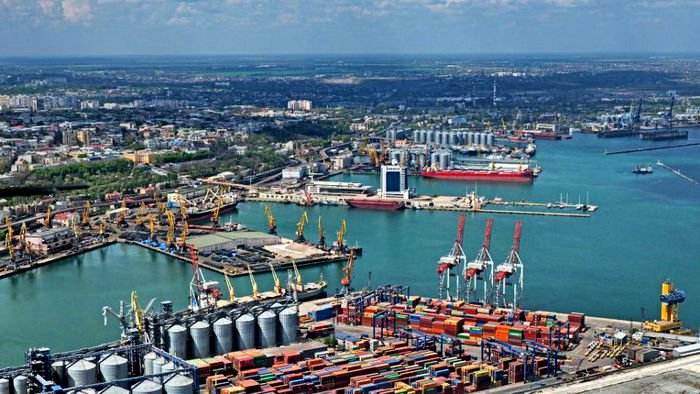 З портів Великої Одеси сьогодні відправили понад 100 тисяч тонн зерна, - ФОТО