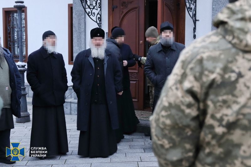 СБУ проводит обыски в Киево-Печерской Лавре