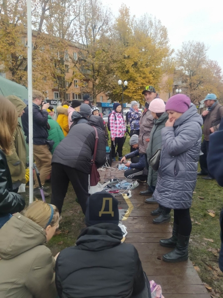 Ситуация в освобожденном Херсоне: воды и света нет, налаживается связь, ограблены музеи, заминирован архив, но жизнь продолжается!  