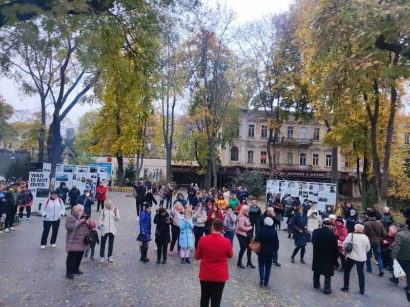 В Одесі біля ротонди Міського саду пройшов патріотичний концерт, - ФОТО