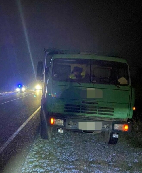 На Одещині водій КАМАЗу збив насмерть пішохода, - ФОТО