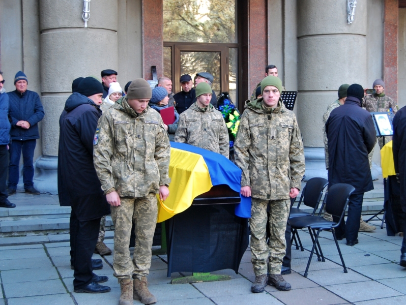 В Одесе проводили в последний путь двух бойцов территориальной обороны  