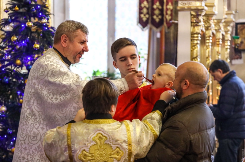 Богослужения, колядки и угощения: в Одессе отмечают юлианское Рождество  