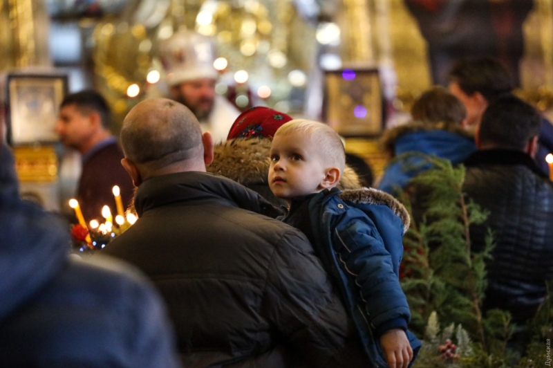 Богослужения, колядки и угощения: в Одессе отмечают юлианское Рождество  