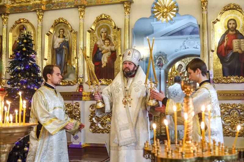 Богослужения, колядки и угощения: в Одессе отмечают юлианское Рождество  