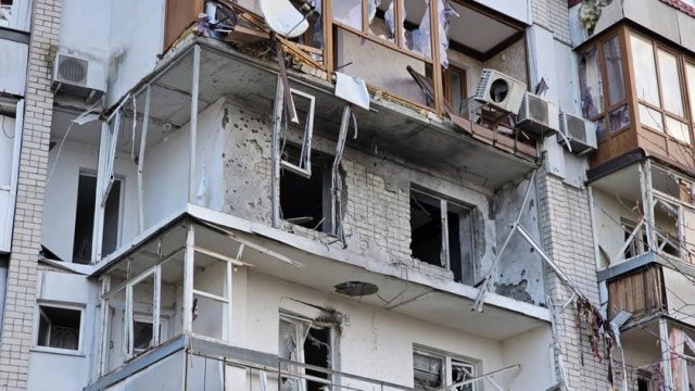 Массированный обстрел Херсона — 2 человека погибли, 28 ранены