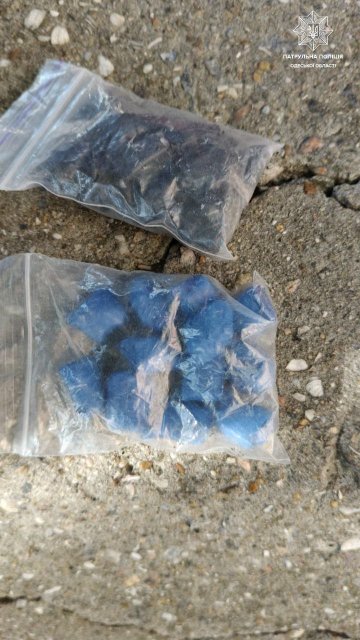 В Одессе обнаружили более тысячи свертков с наркотическими веществами