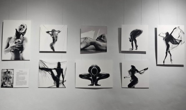 В Литературном музее проходит фотовыставка женских образов «Тайный код»
