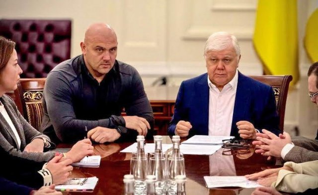 Лисак провел встречу с одесскими депутатами и отметил взаимодействие