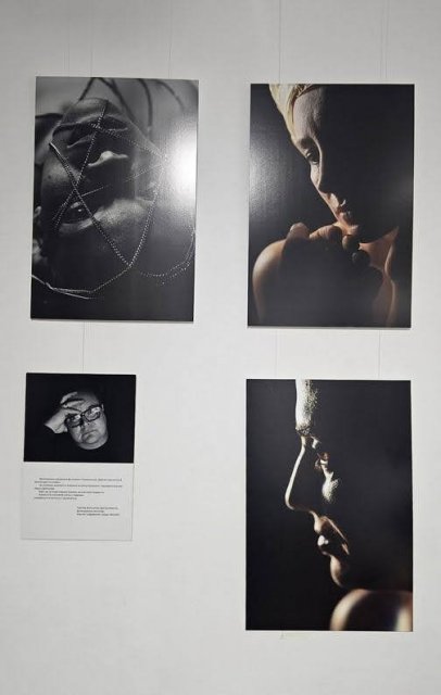 В Литературном музее проходит фотовыставка женских образов «Тайный код»