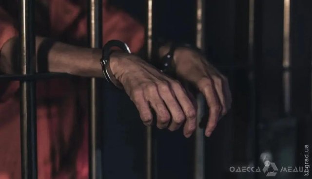 В Одесі 25-річний ув'язнений колонії продавав неіснуючі пральні машини