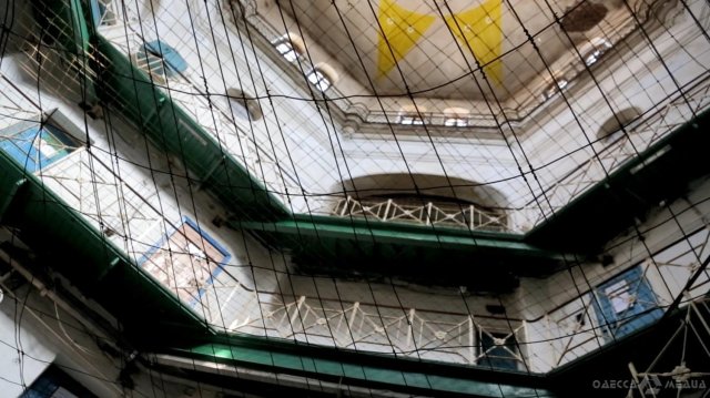 Утриманець Одеського СІЗО обманював українців, представляючись мером їхнього міста