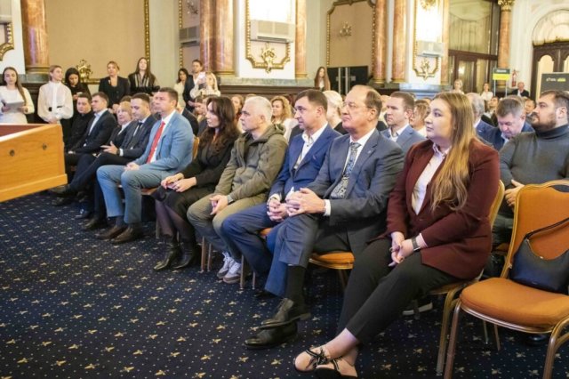 Влада, бізнес та міжнародні донори обговорили регіональний інвестиційний розвиток Одещини