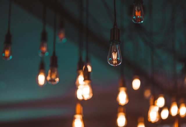 Які будуть графіки відключення світла в Одесі та області 13 листопада