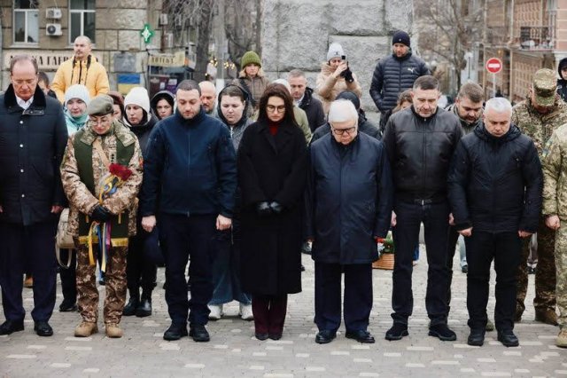В Одессе на Аллее Героев появилось 53 новых имени защитника