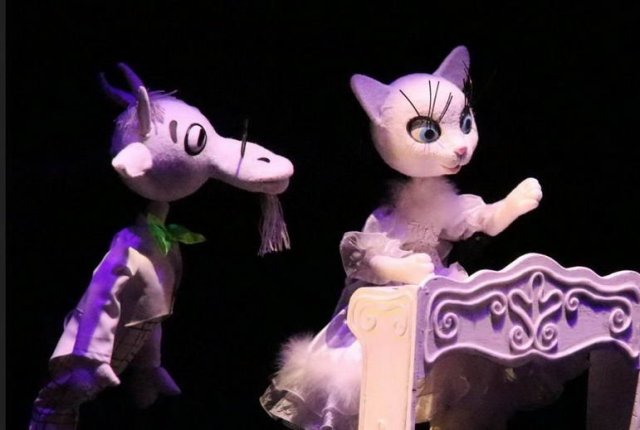 Одесский театр кукол приглашает посмотреть на выходных «Веселые мишки» и «Кишкин дом»